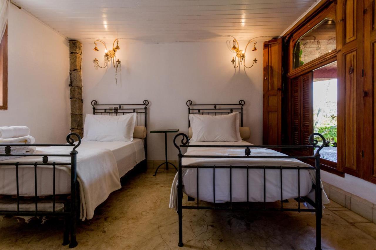 Feiticeira Guesthouse Ілябела Номер фото