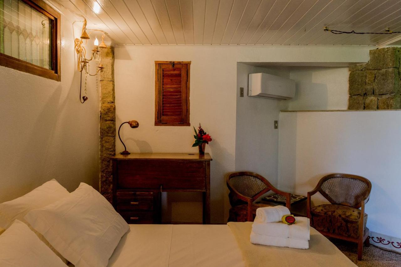 Feiticeira Guesthouse Ілябела Номер фото